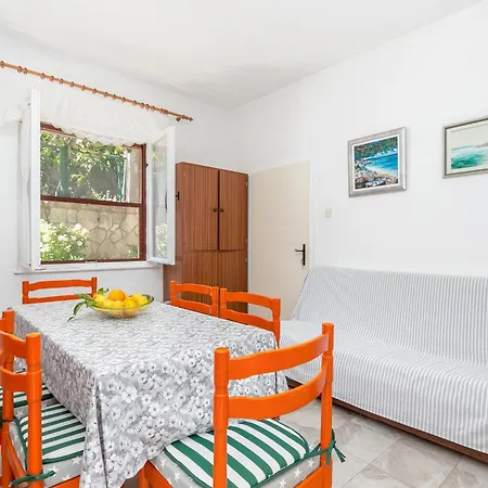 Holiday Home Fabrice 8692