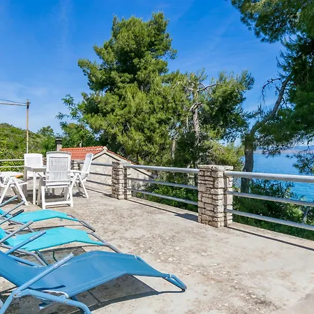 Semesterbostad Holiday Home Fabrice 8692